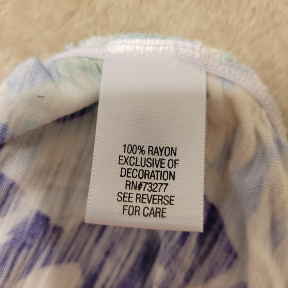 Apt 9 milti color top sz medium rayon - Picture 4 of 4